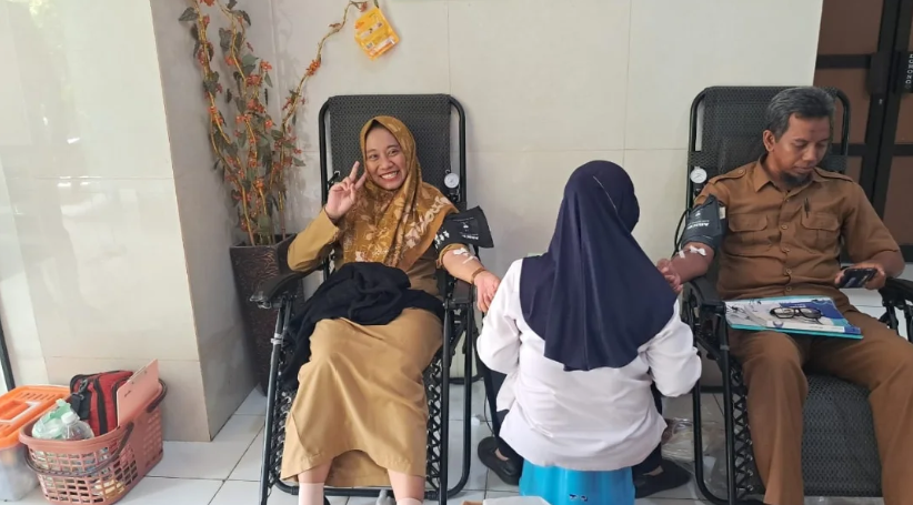 SMKN 3 Bangkalan melaksanakan kegiatan Donor Darah