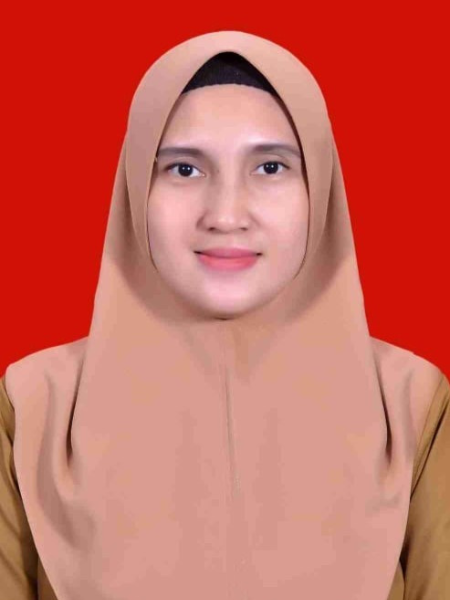 apt. LINDA WULAN SUCIATI, S.Farm.